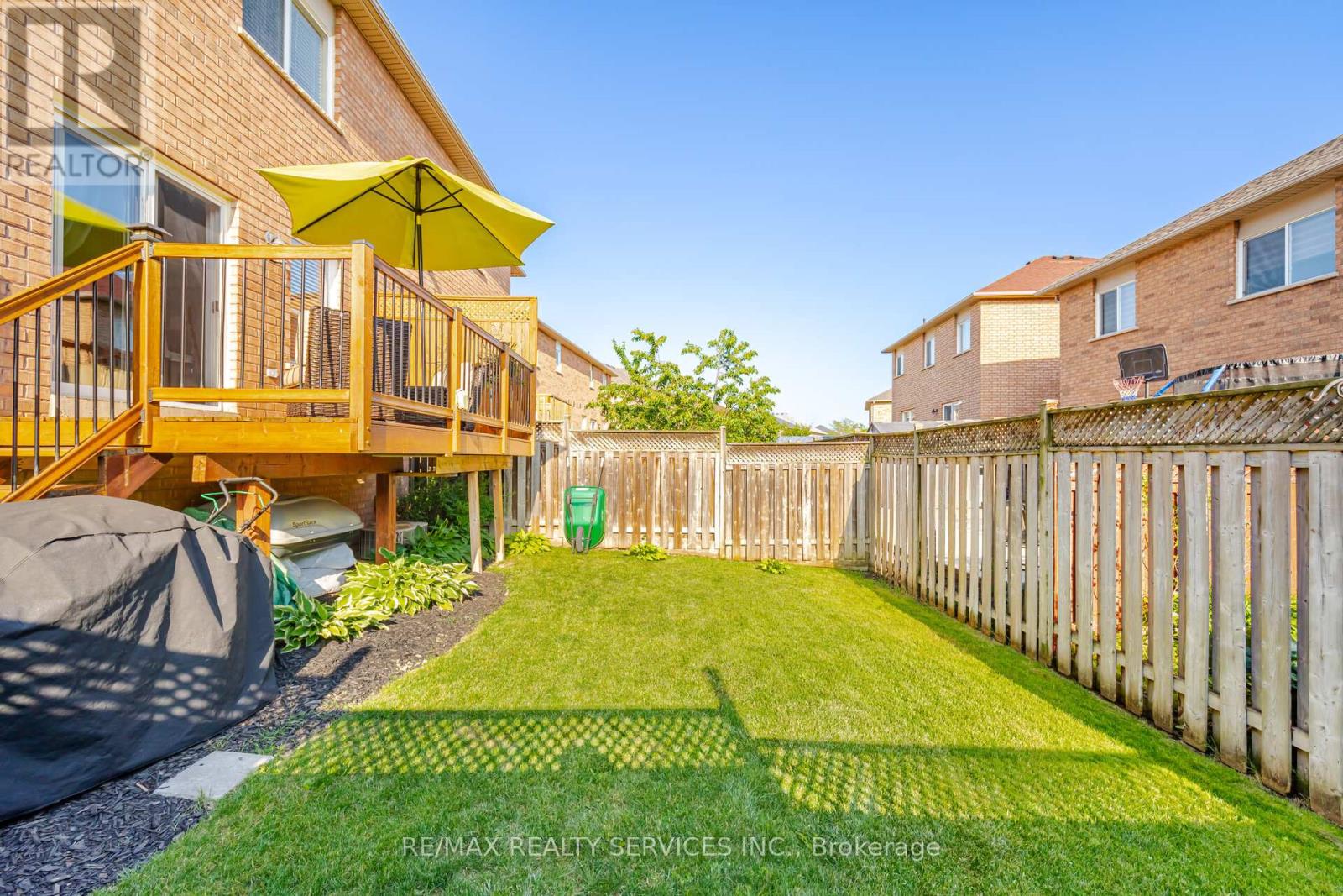 20 Topiary Lane, Brampton, Ontario  L7A 2K6 - Photo 38 - W12186612
