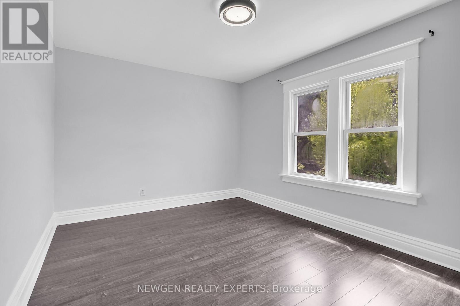 5765 Dorchester Road, Niagara Falls, Ontario  L2G 5S6 - Photo 31 - X12186578