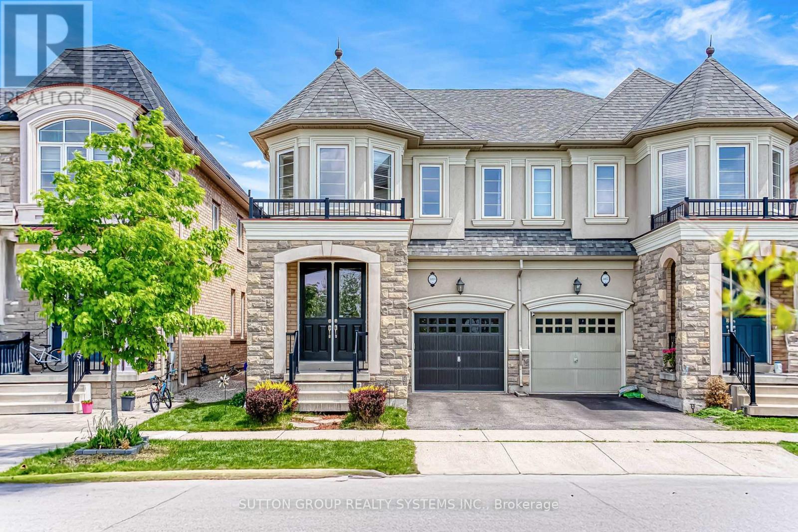 3059 Isaac Avenue, Oakville, Ontario  L6M 0S7 - Photo 1 - W12186126