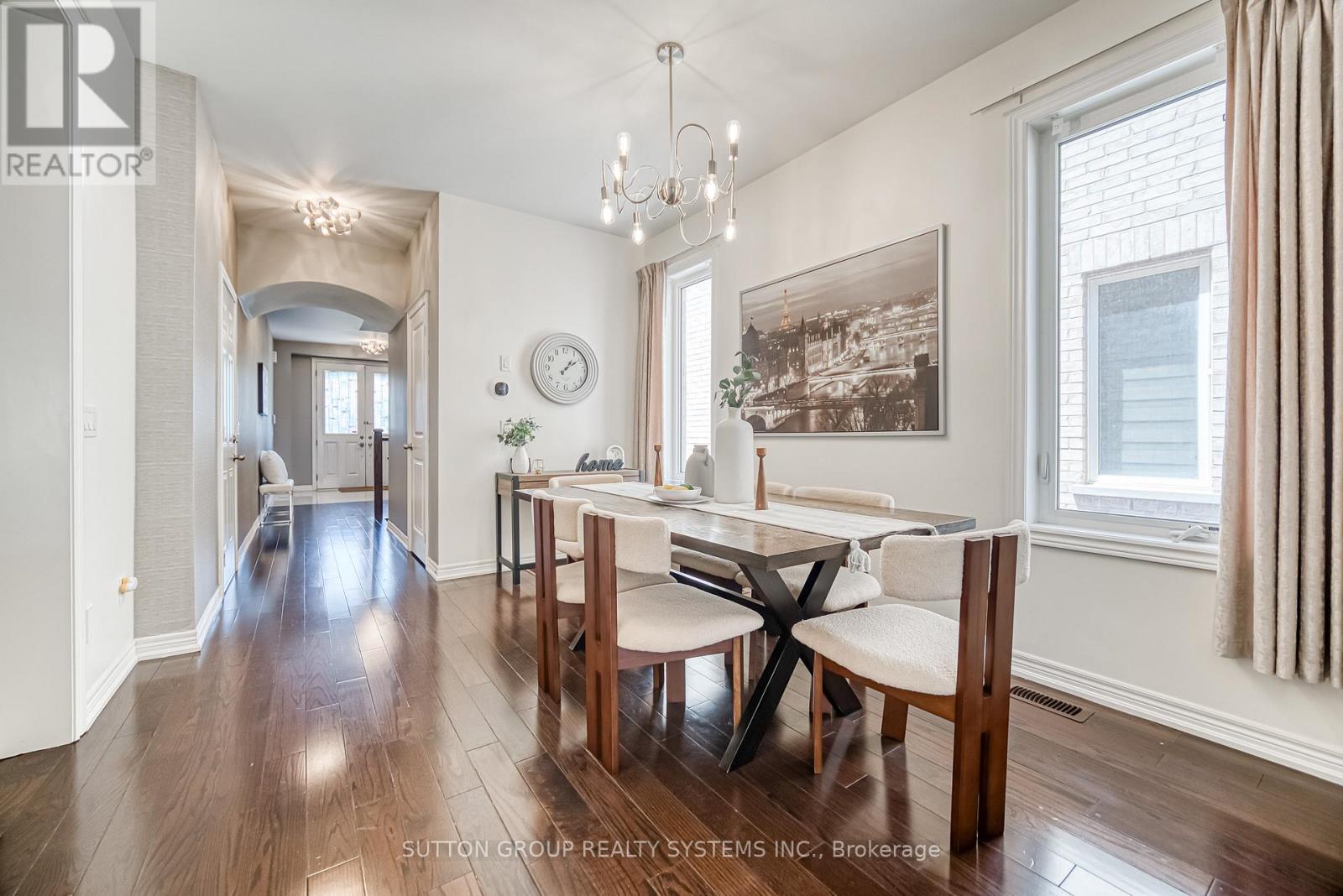 3059 Isaac Avenue, Oakville, Ontario  L6M 0S7 - Photo 8 - W12186126