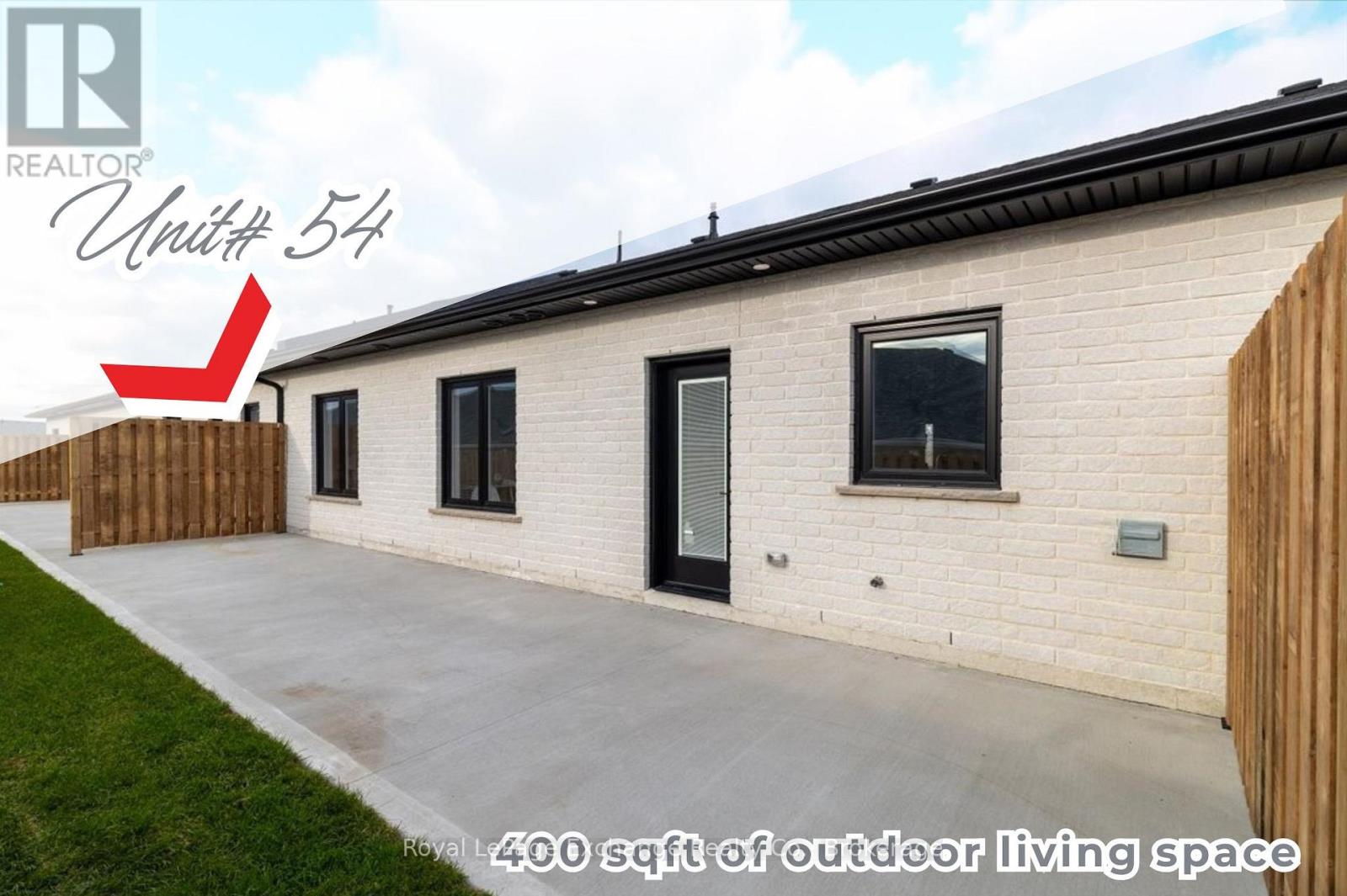 54 - 1071 Waterloo Street N, Saugeen Shores, Ontario  N0H 2C3 - Photo 3 - X12173872