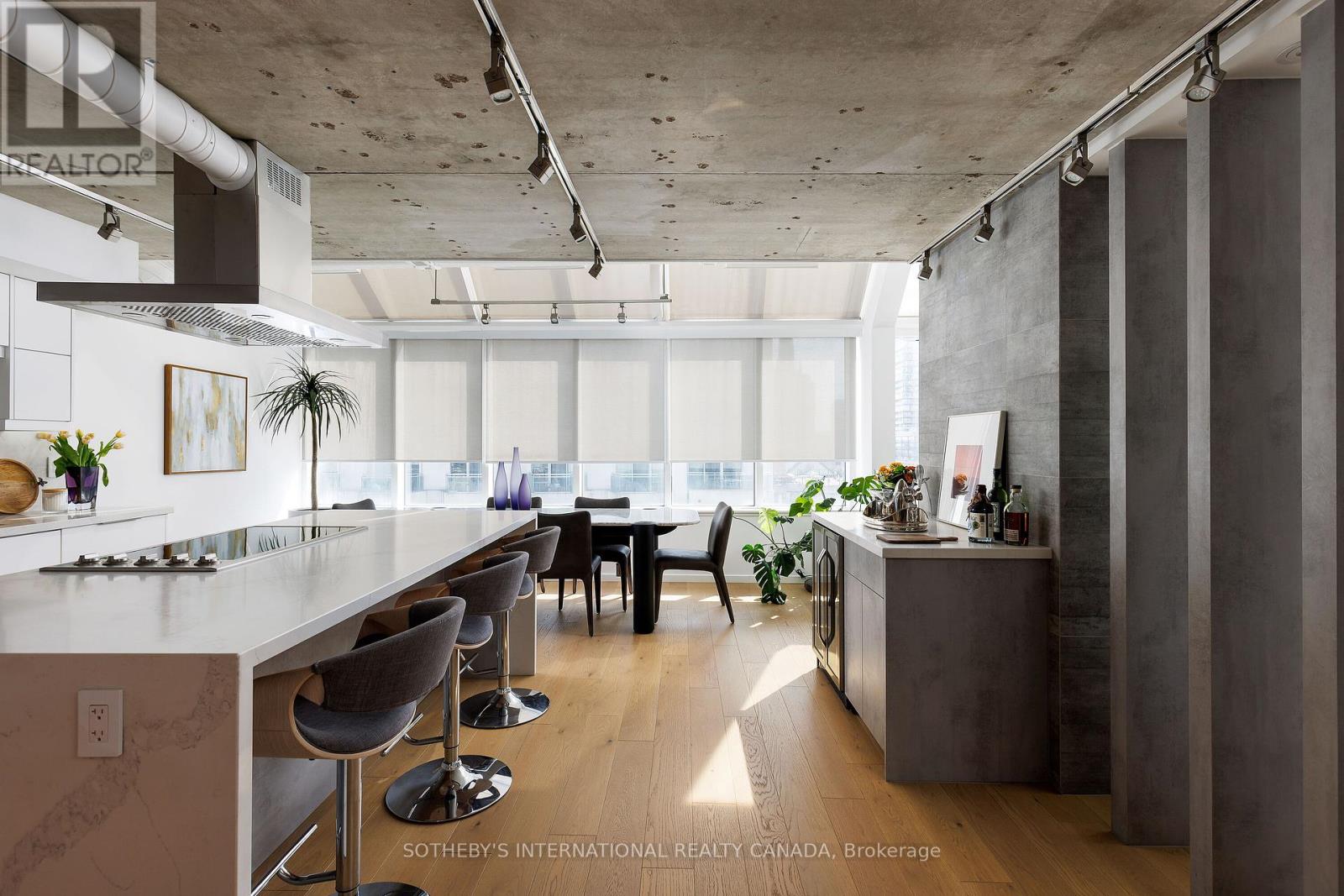 Ph 912 - 82 Lombard Street, Toronto, Ontario  M5C 2S8 - Photo 11 - C12145464