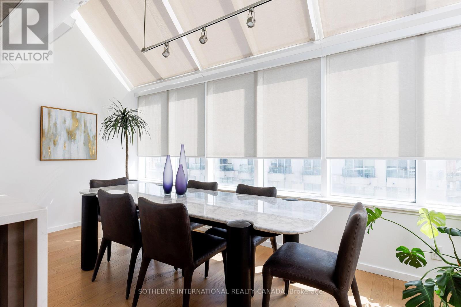 Ph 912 - 82 Lombard Street, Toronto, Ontario  M5C 2S8 - Photo 13 - C12145464