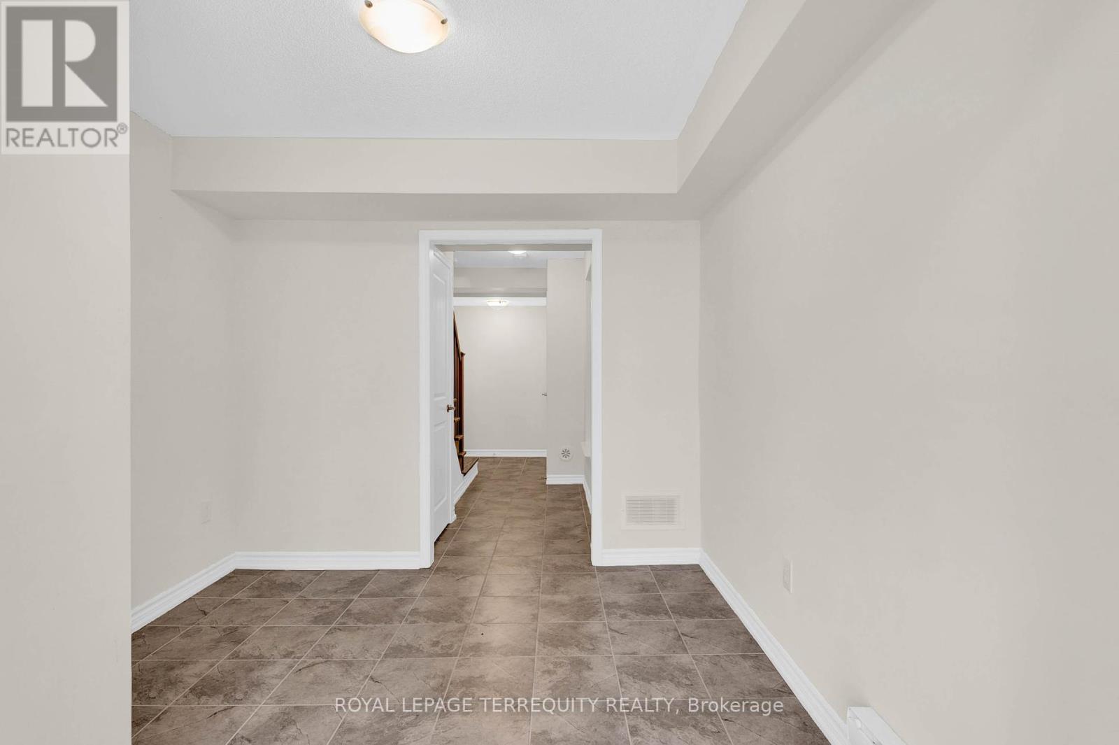 Property at 32 GOLDEYE STREET image 4