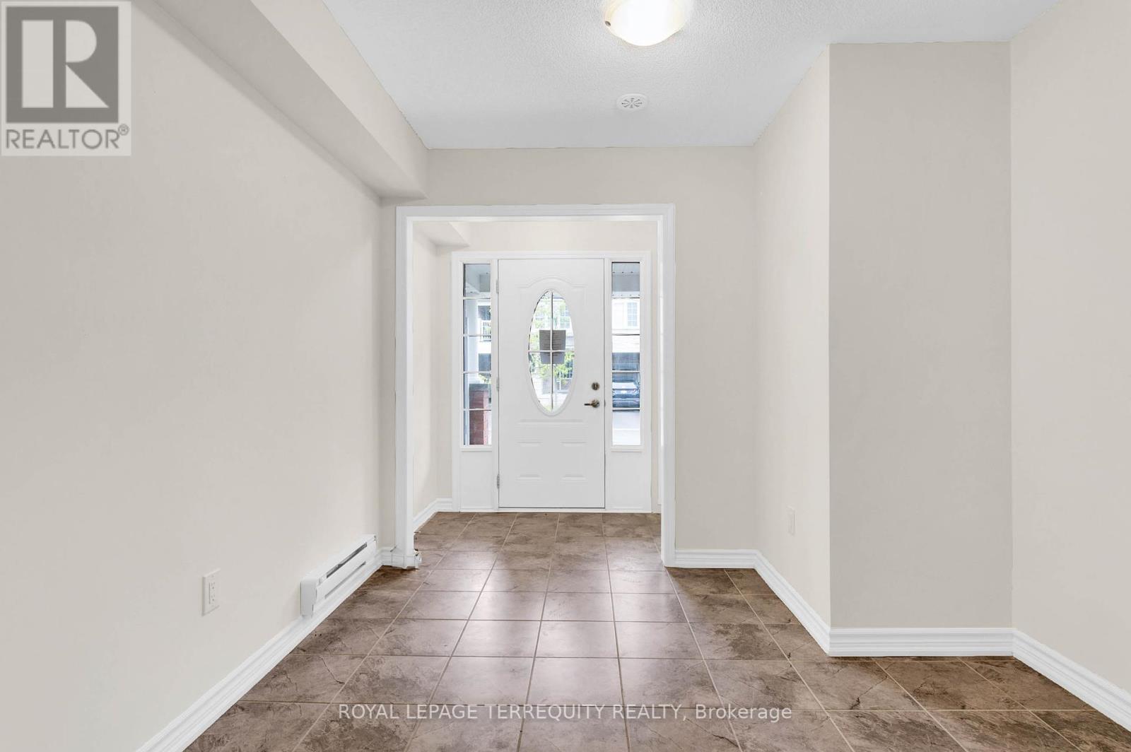 32 Goldeye Street, Whitby, Ontario  L1P 0E6 - Photo 6 - E12170698