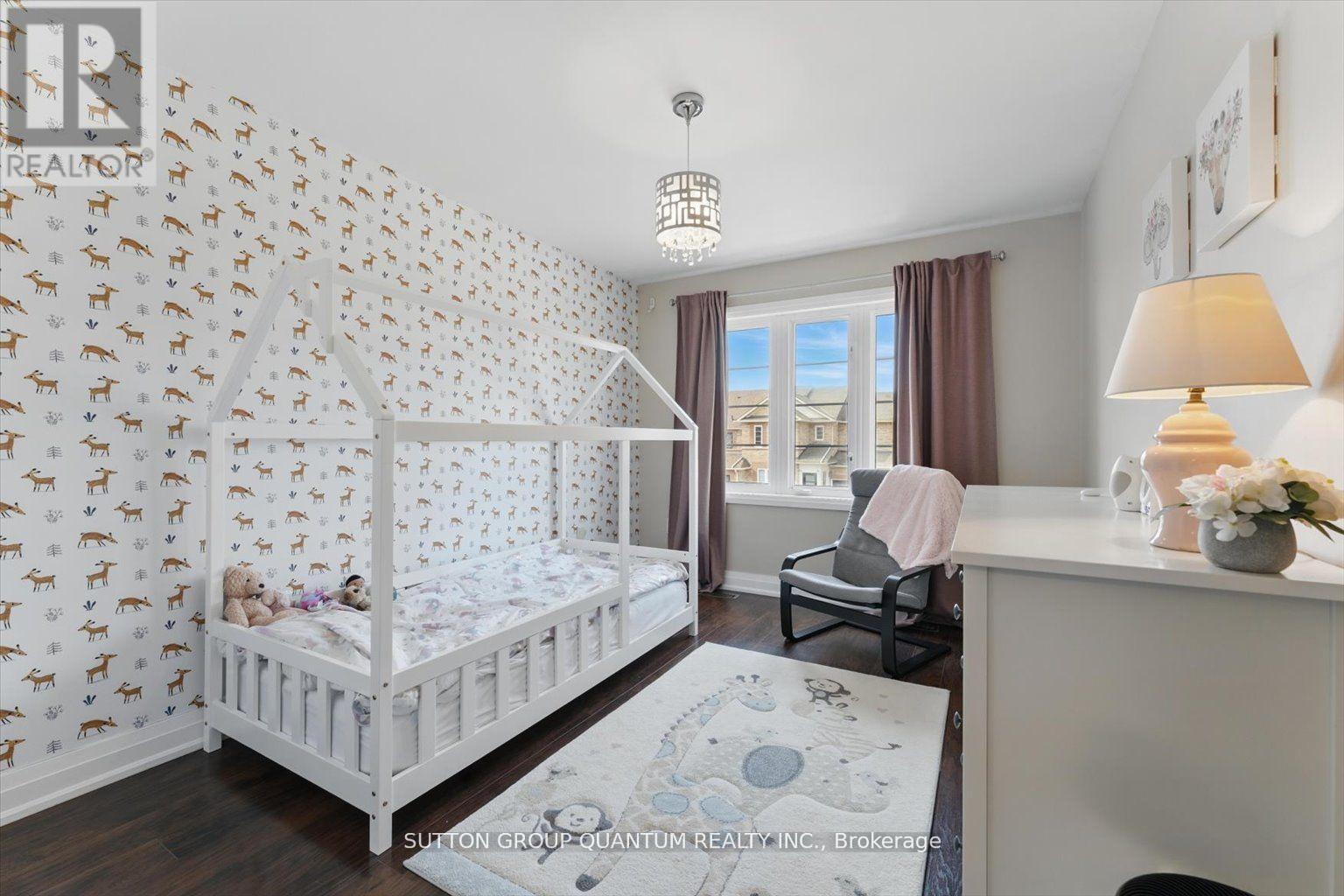 391 Kittridge Road, Oakville, Ontario  L6H 7K6 - Photo 24 - W12182197