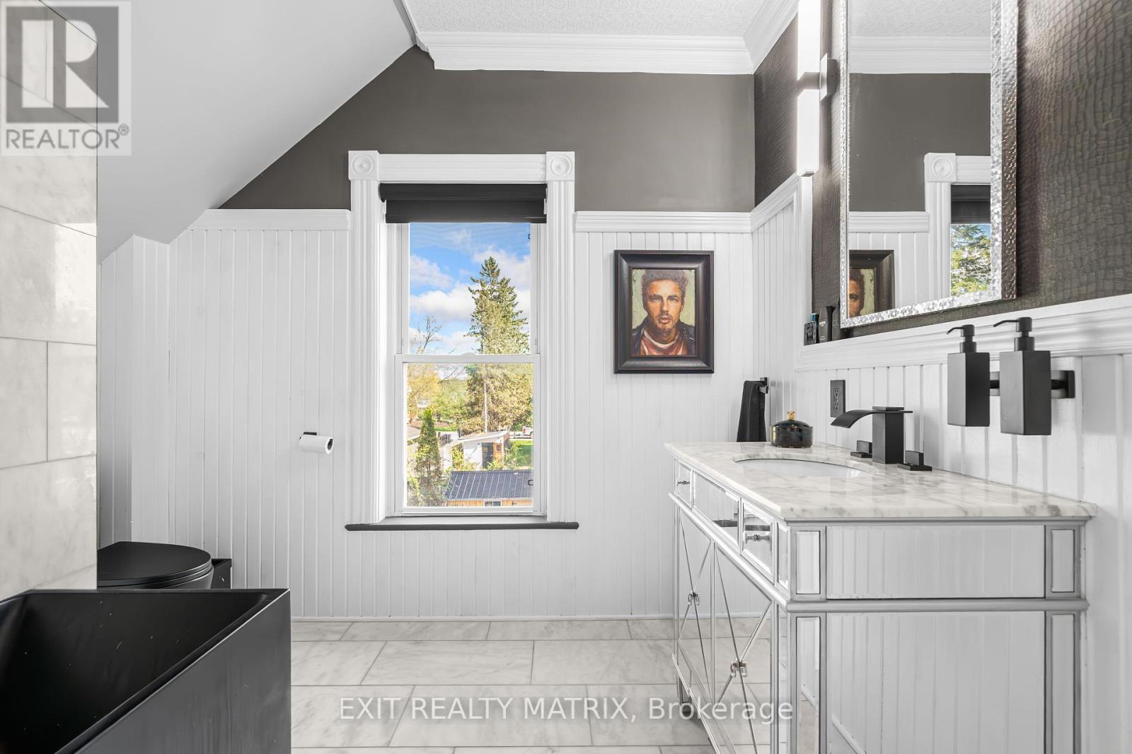 98 William Street, Carleton Place, Ontario  K7C 1X6 - Photo 33 - X12160261