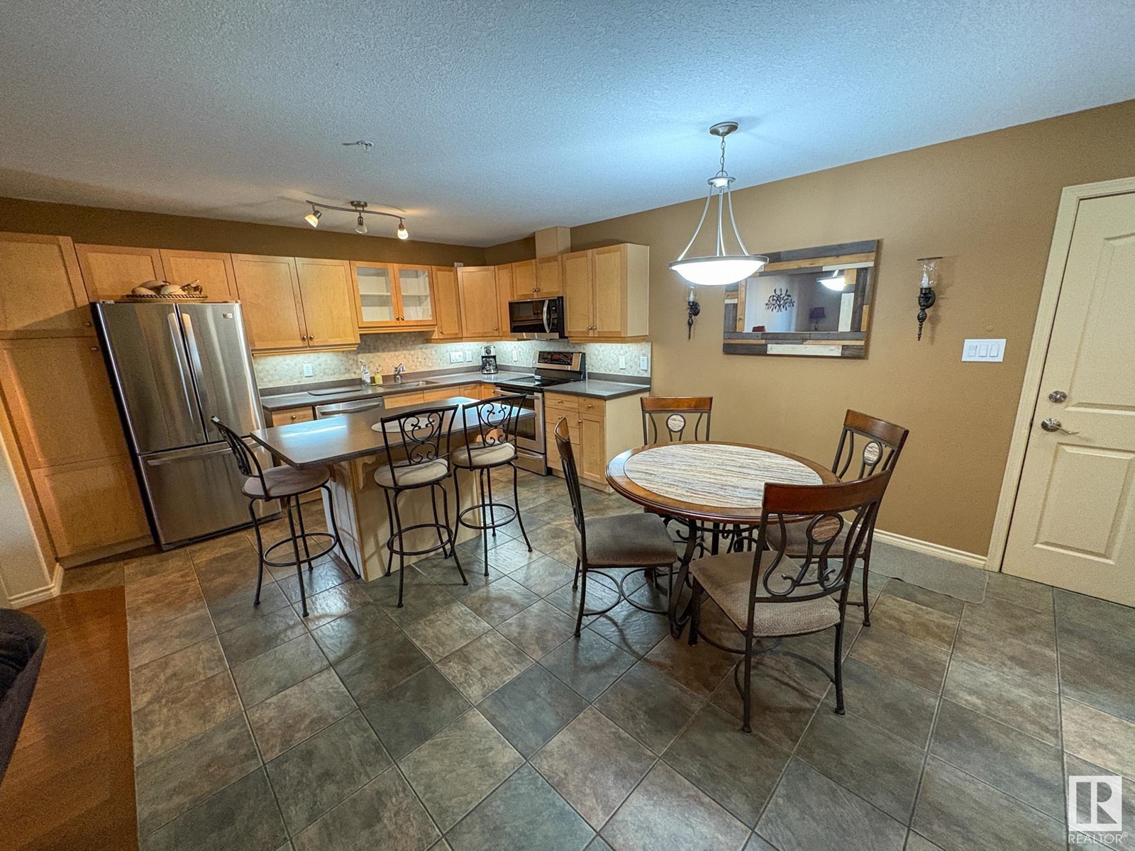 Property at #124 78A MCKENNEY AV image 3
