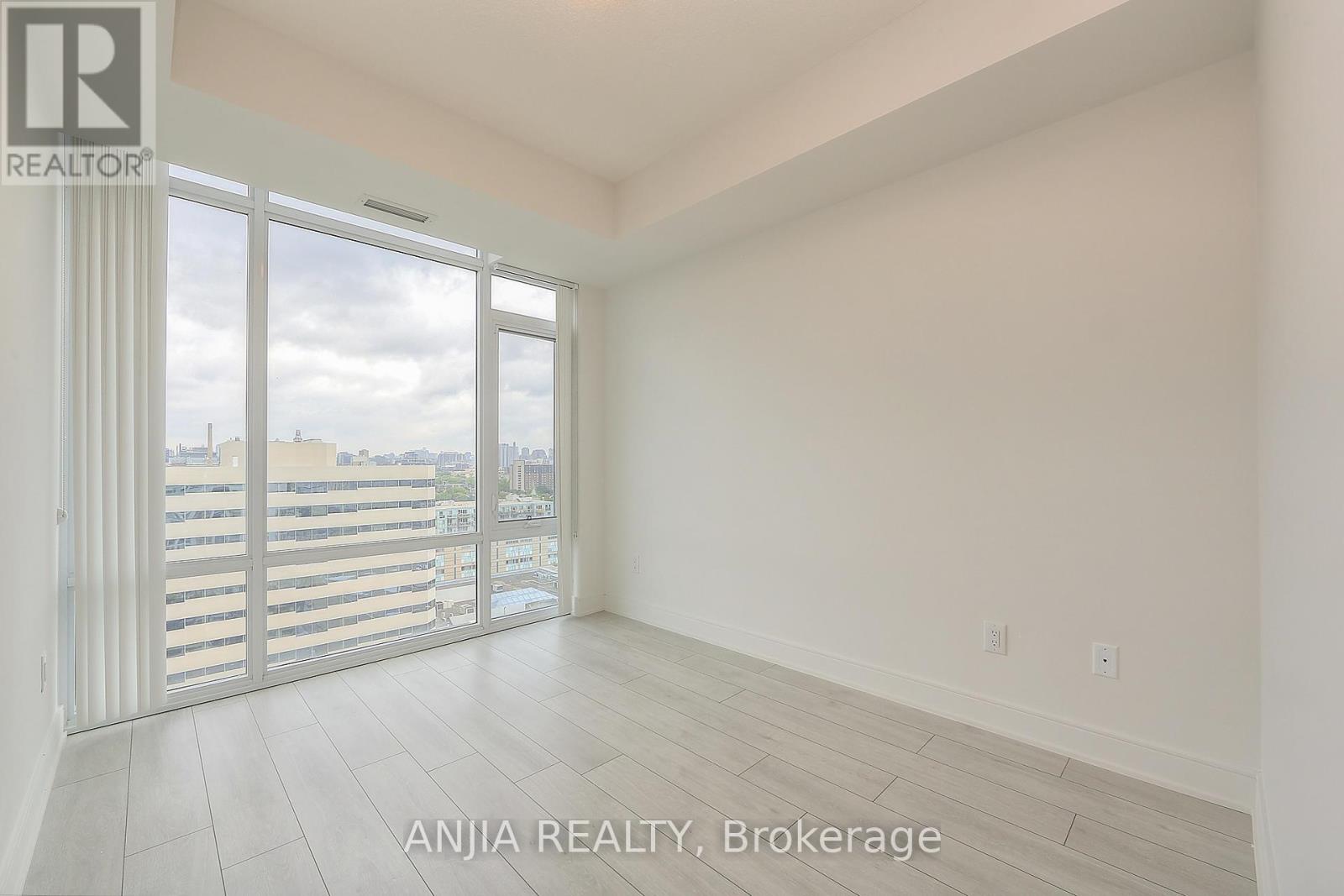 Ph11 - 525 Adelaide Street W, Toronto, Ontario  M5V 1T6 - Photo 8 - C12186641