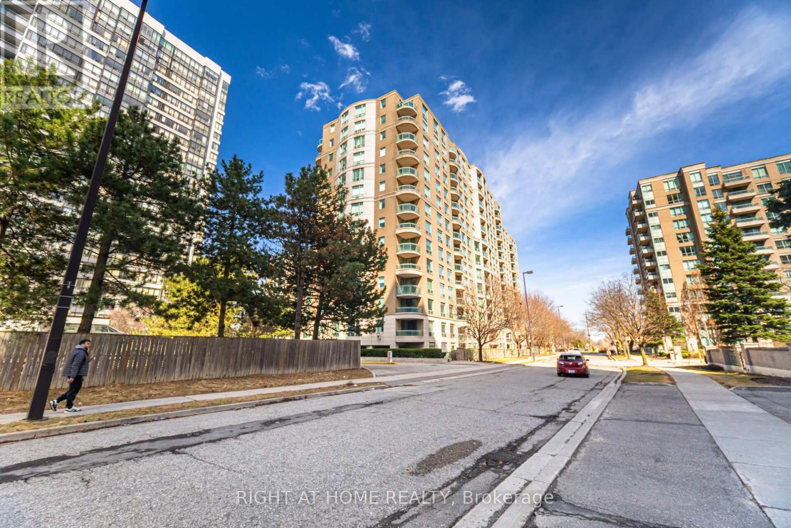 Lph09 - 8 Pemberton Avenue, Toronto (Newtonbrook East), Ontario  M2M 1Y1 - Photo 31 - C12061677