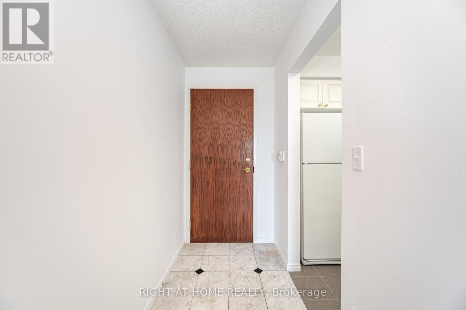 Lph09 - 8 Pemberton Avenue, Toronto (Newtonbrook East), Ontario  M2M 1Y1 - Photo 7 - C12061677