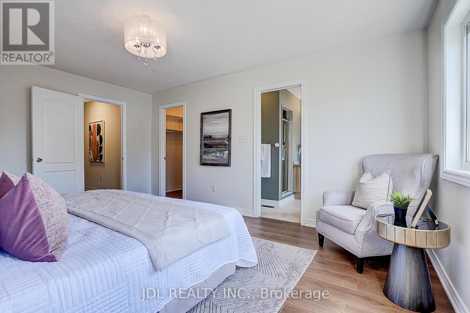 64 Pillar Rock Crescent, Markham (Victoria Manor-Jennings Gate), Ontario  L6C 3H4 - Photo 22 - N12182977