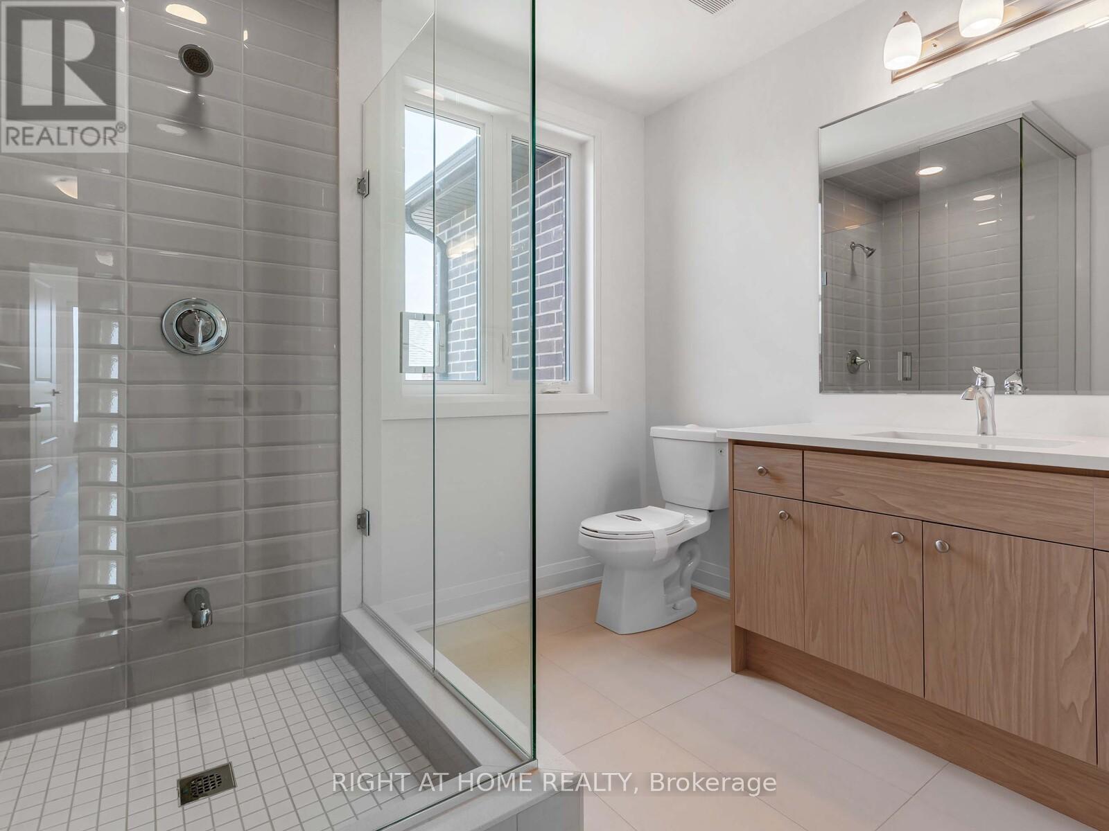 3 Wisla Avenue, Markham, Ontario  L6C 3M1 - Photo 14 - N12186637