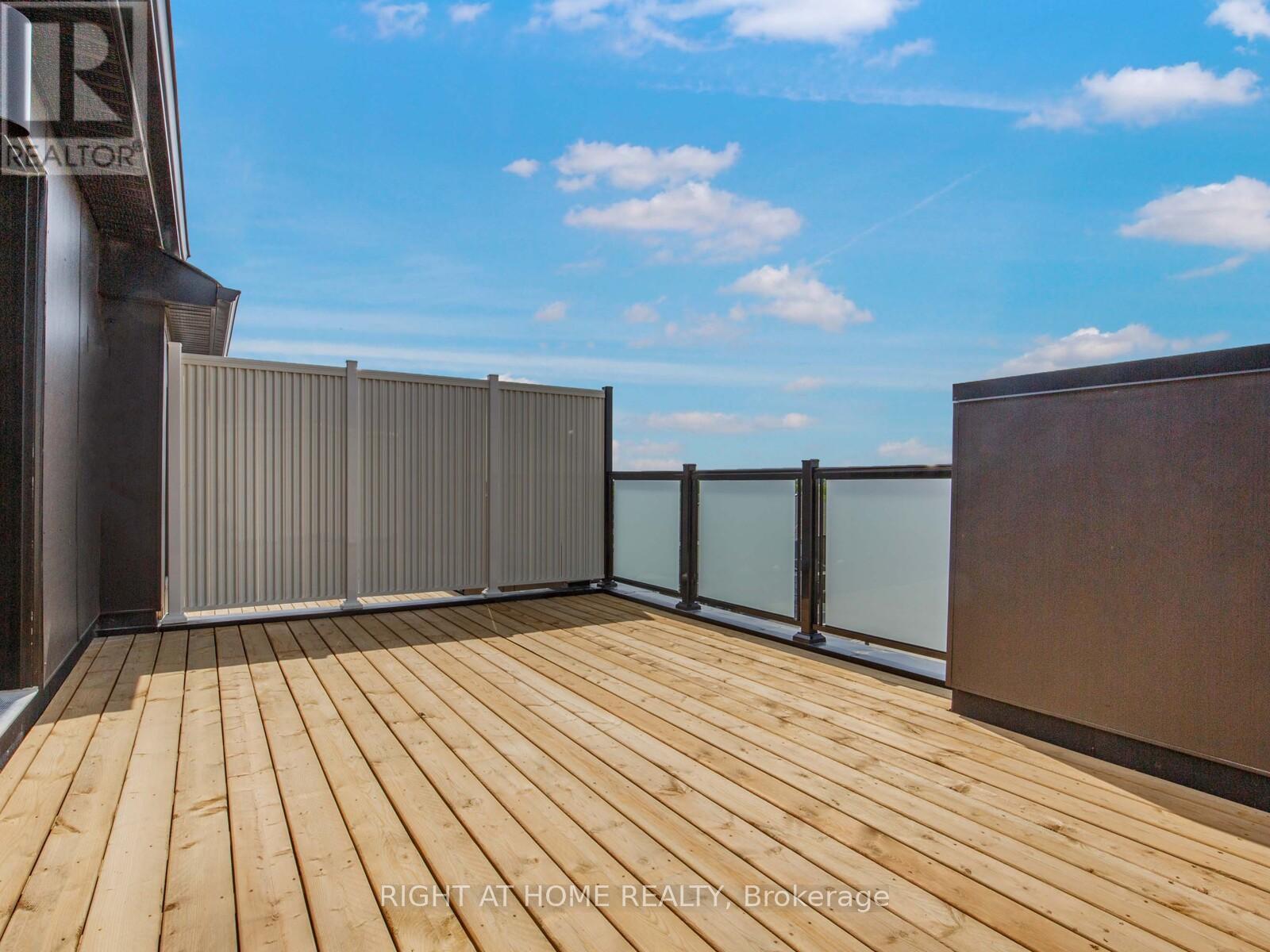 3 Wisla Avenue, Markham, Ontario  L6C 3M1 - Photo 18 - N12186637