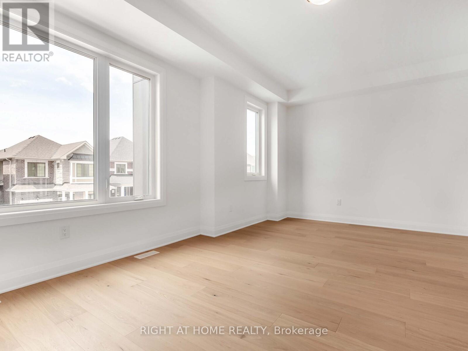3 Wisla Avenue, Markham, Ontario  L6C 3M1 - Photo 6 - N12186637