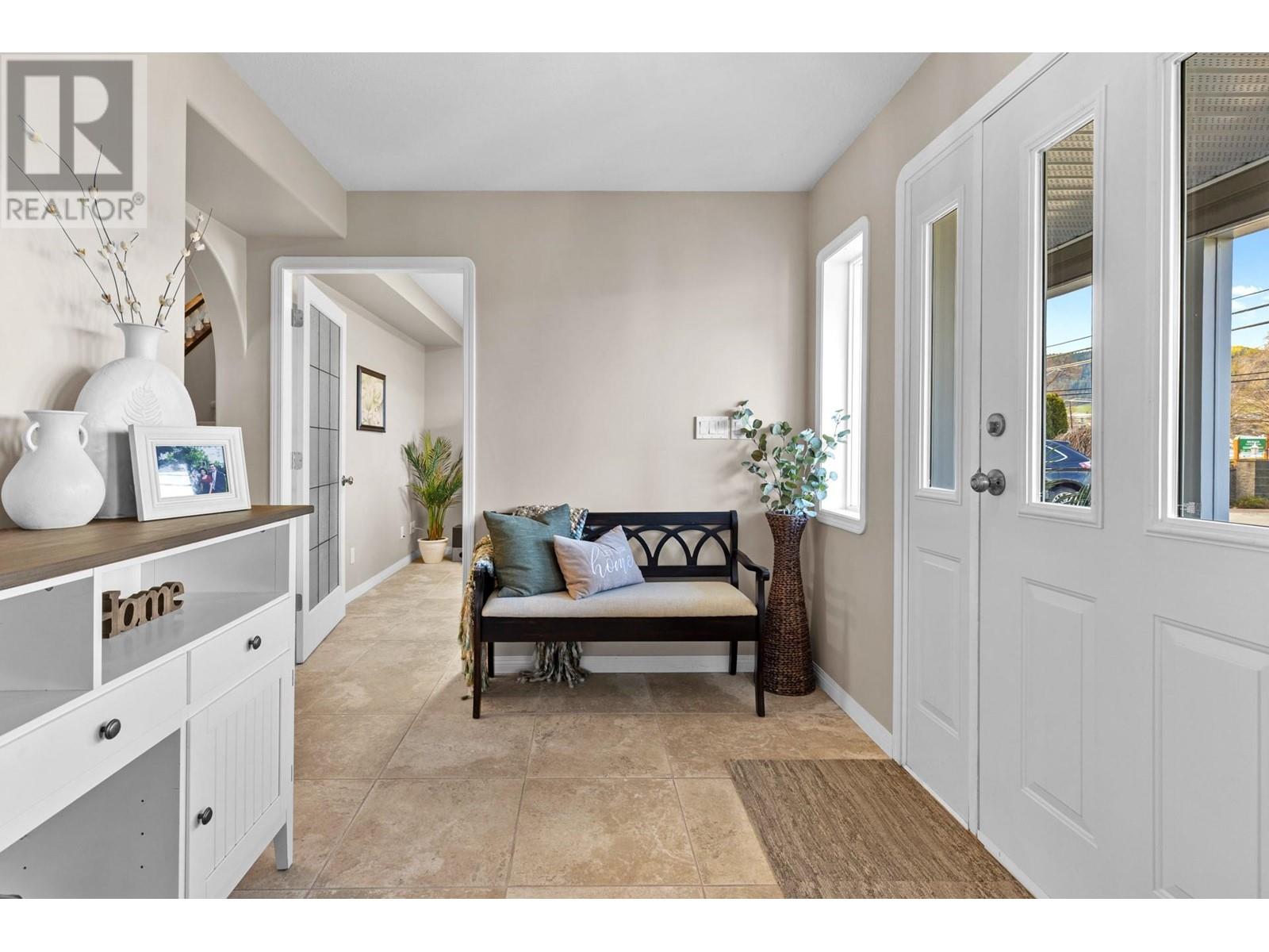 7115 Tronson Road, Vernon, BC V1T6L7