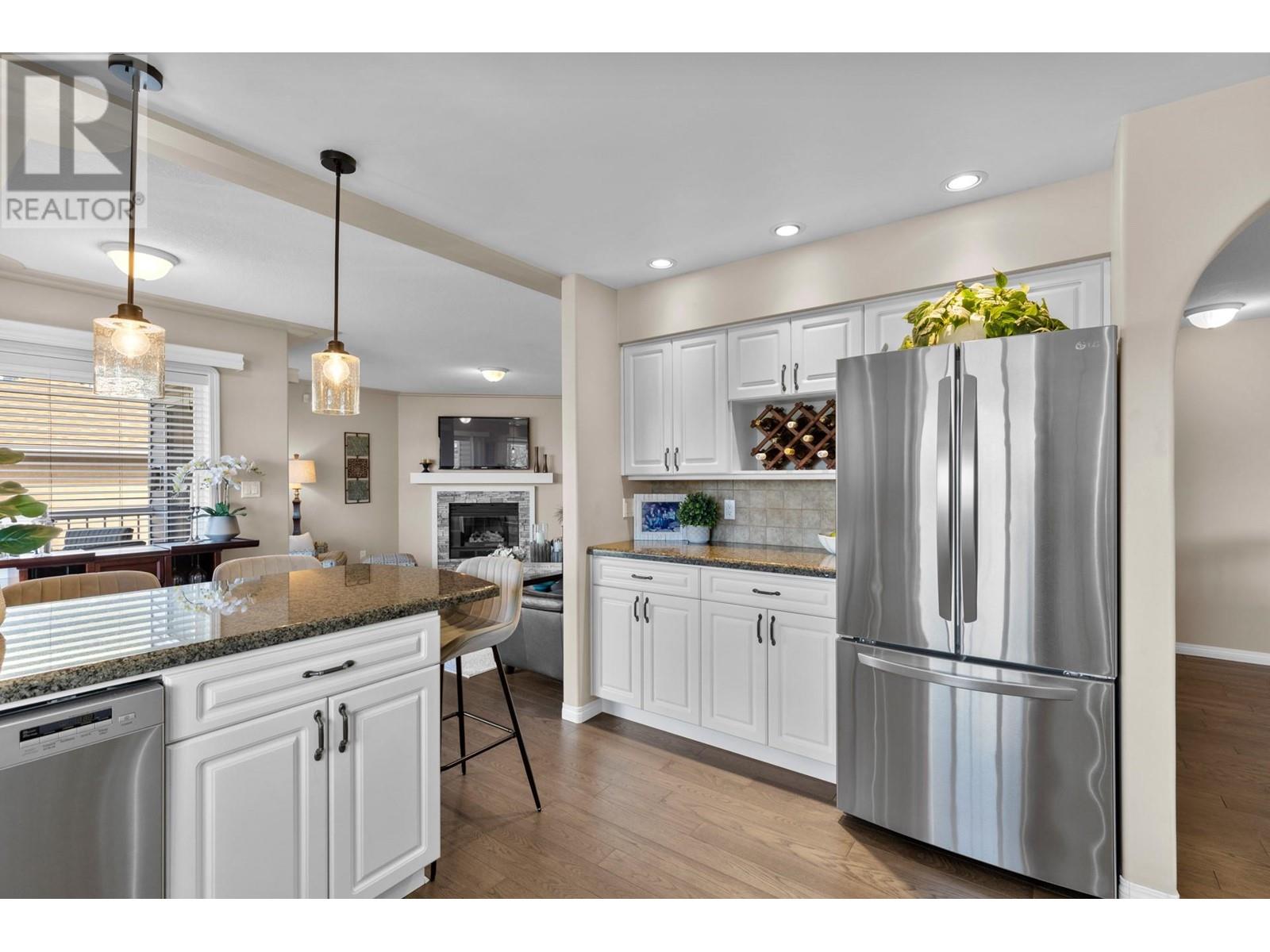 7115 Tronson Road, Vernon, British Columbia  V1T 6L7 - Photo 10 - 10342613
