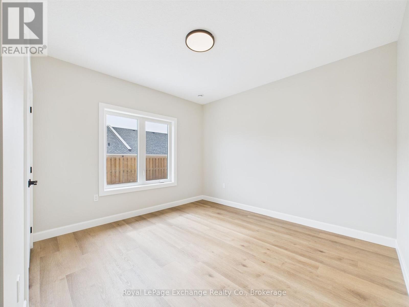 52 - 1071 Waterloo Street N, Saugeen Shores, Ontario  N0H 2C3 - Photo 24 - X12173955