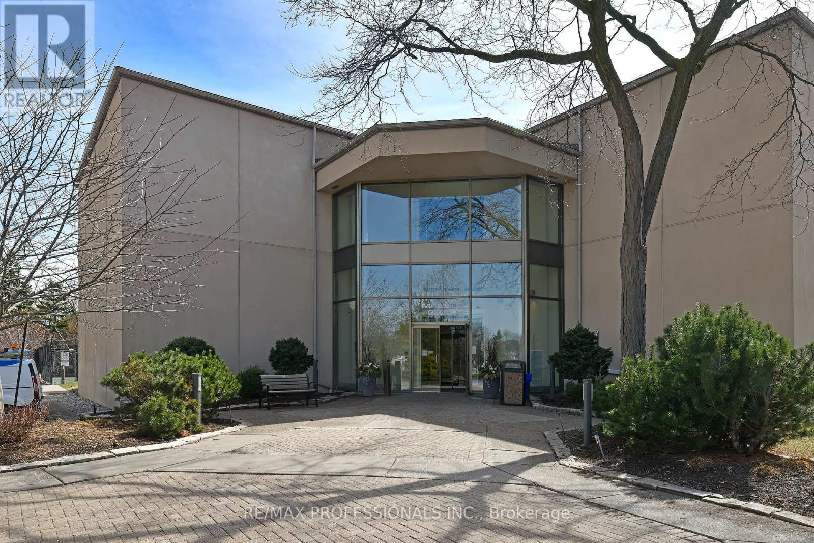 528 - 2261 Lakeshore Boulevard W, Toronto, Ontario  M8V 3X1 - Photo 20 - W12186627