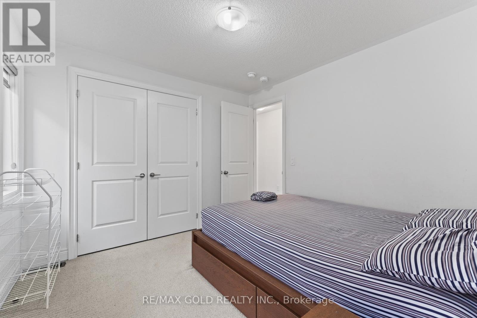33 Tiger Crescent, Brampton, Ontario  L6R 0C8 - Photo 39 - W12186634