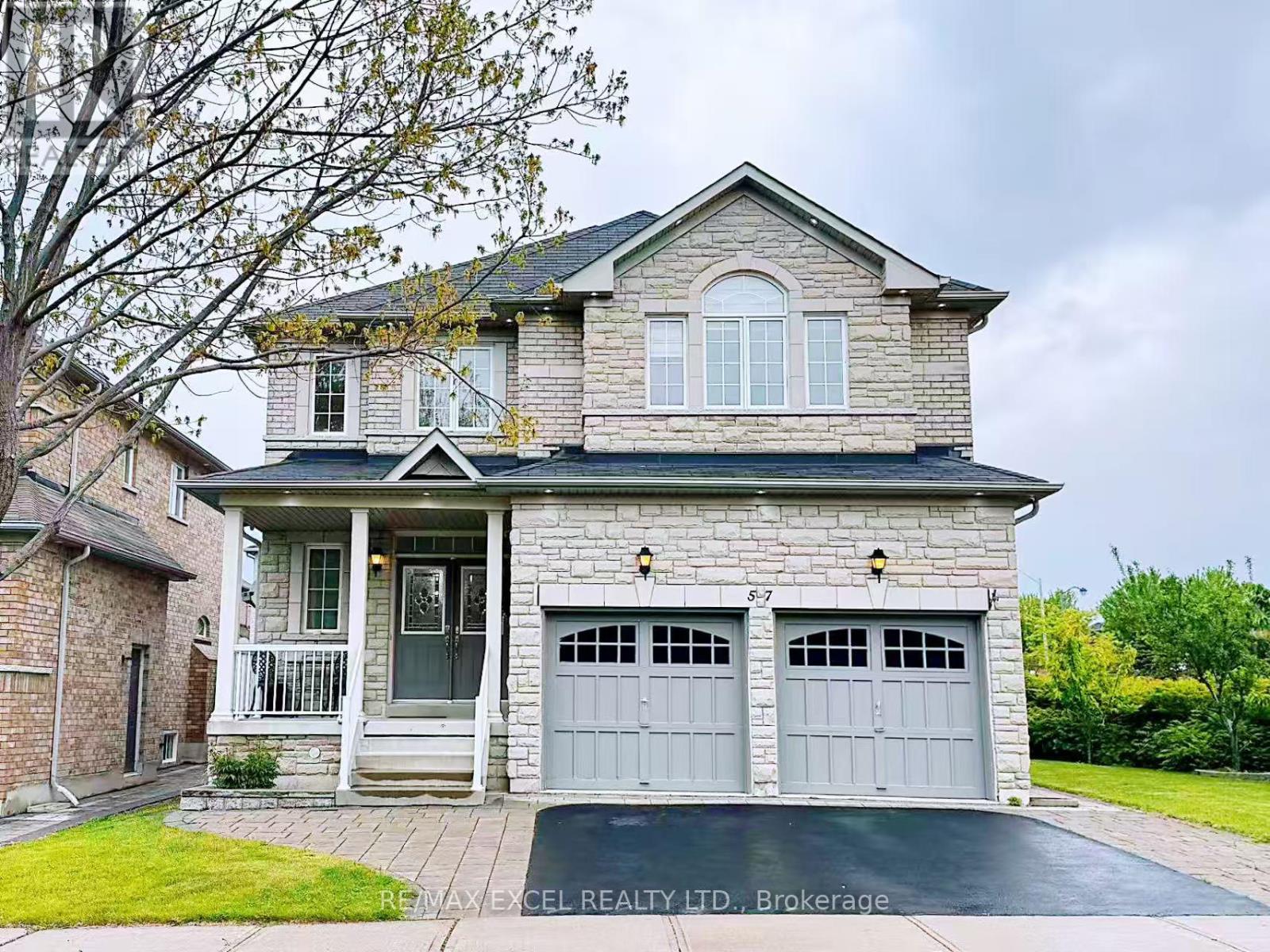 57 Batchford Crescent, Markham, Ontario  L6B 0C2 - Photo 2 - N12184810