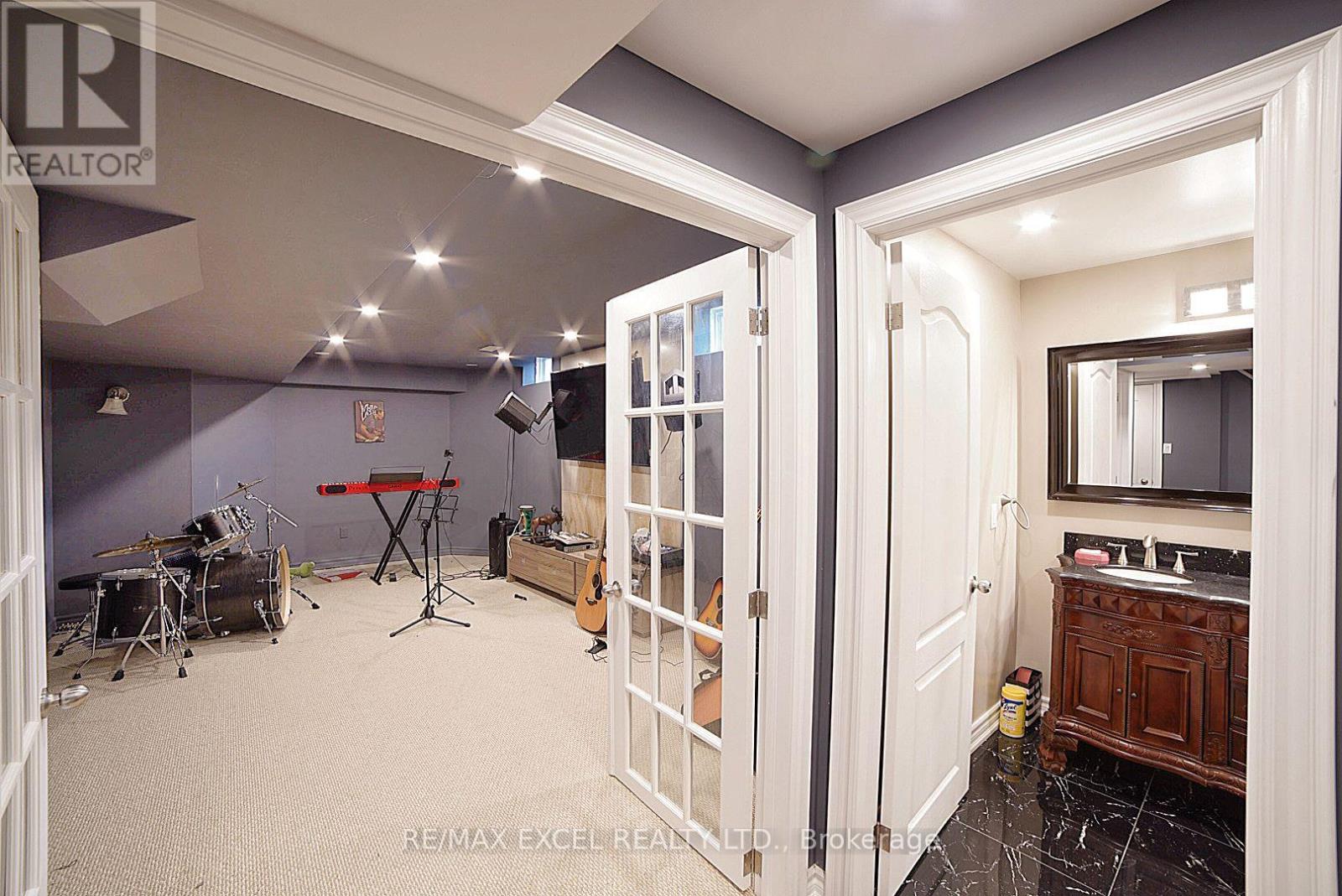 57 Batchford Crescent, Markham, Ontario  L6B 0C2 - Photo 37 - N12184810