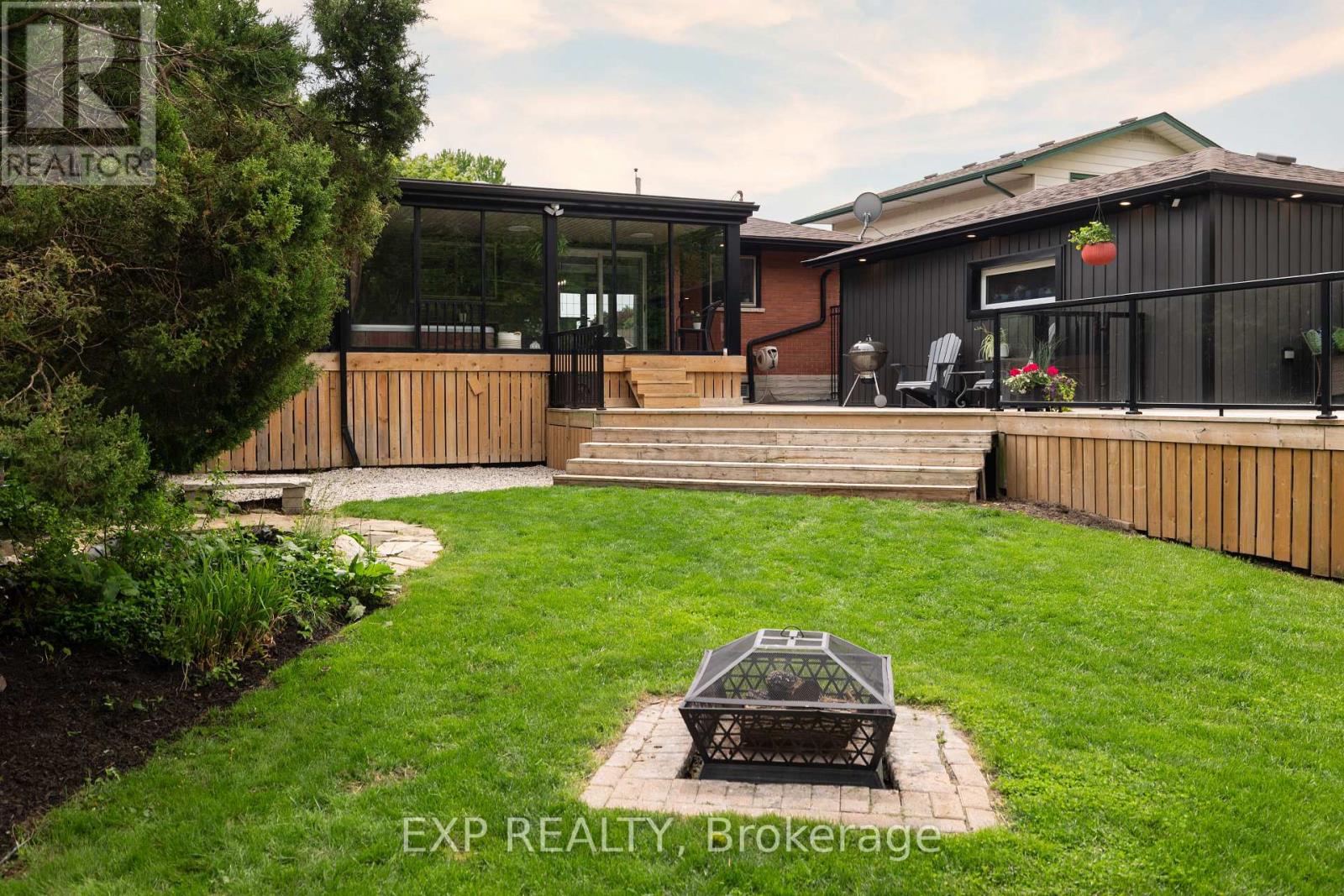 190 Ross Avenue, Kitchener, Ontario  N2A 1V6 - Photo 10 - X12186642