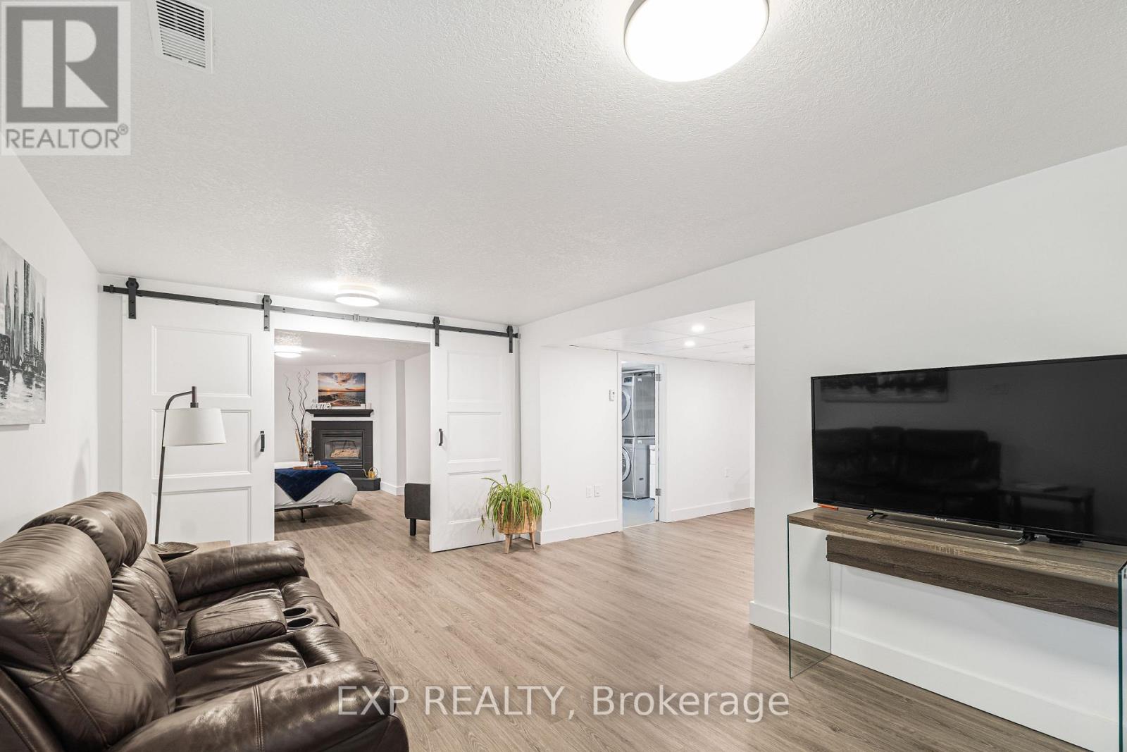 190 Ross Avenue, Kitchener, Ontario  N2A 1V6 - Photo 32 - X12186642