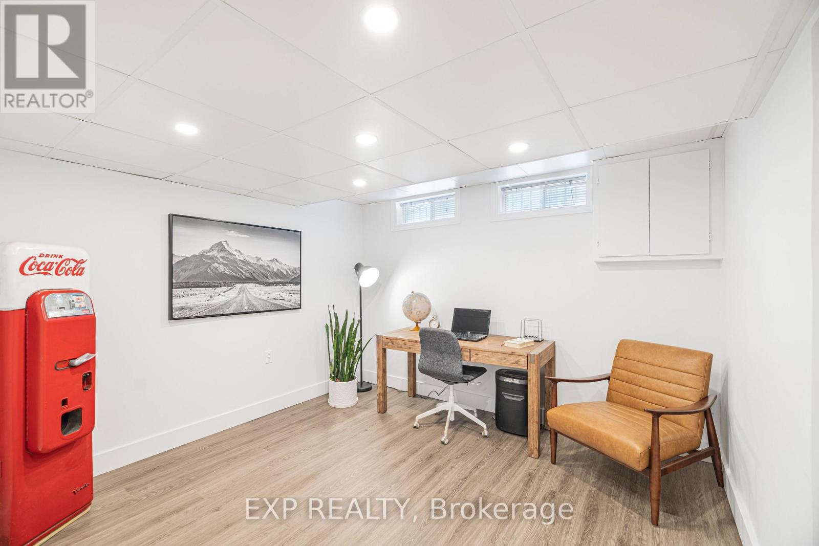 190 Ross Avenue, Kitchener, Ontario  N2A 1V6 - Photo 38 - X12186642