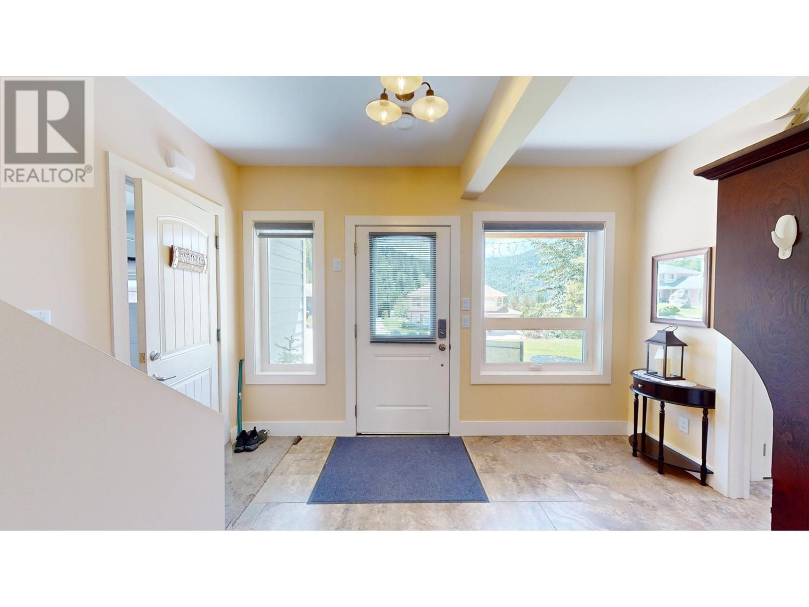 2475 Colin Crescent, Trail, British Columbia  V1R 4T4 - Photo 23 - 10350212