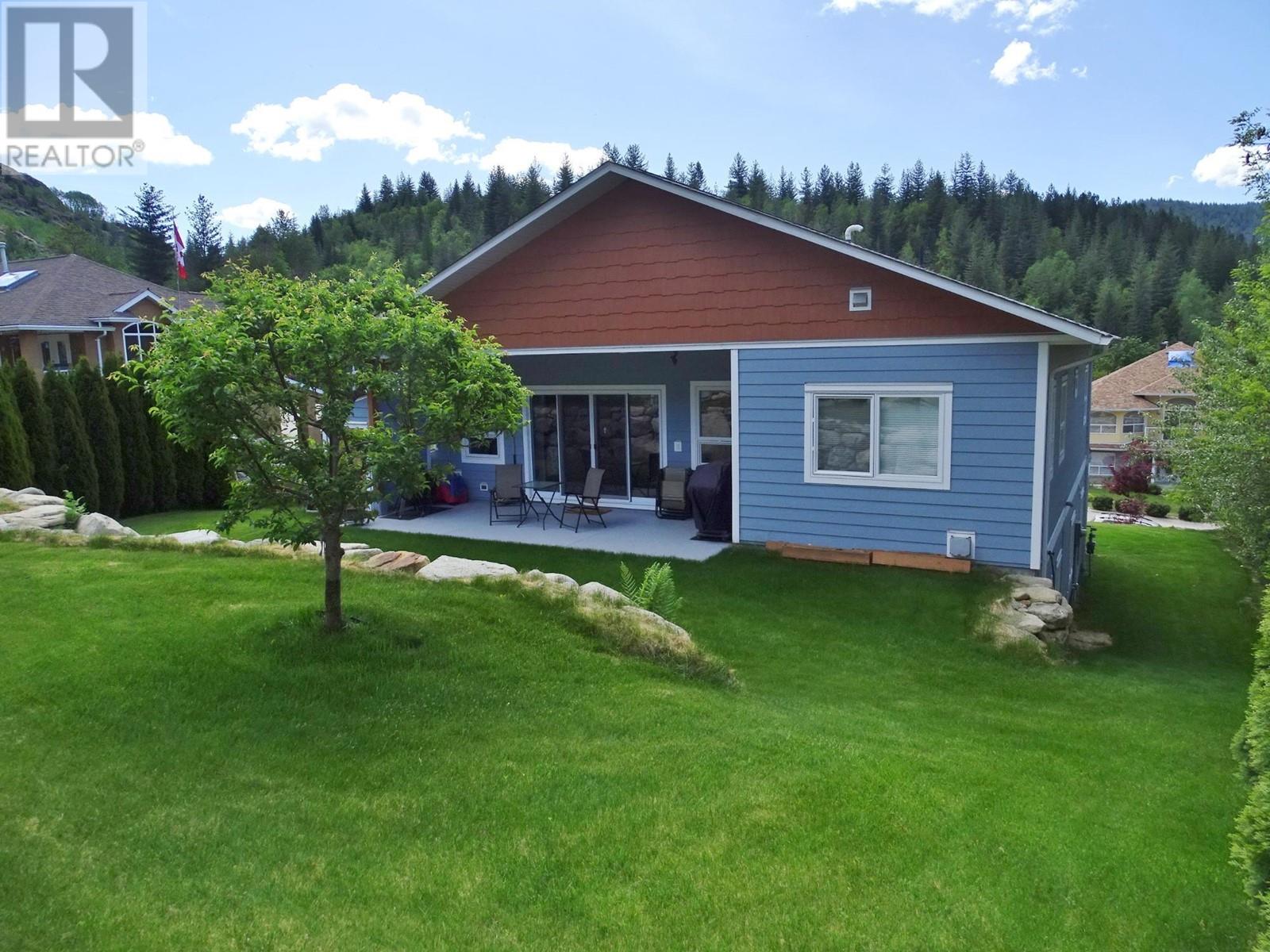2475 Colin Crescent, Trail, British Columbia  V1R 4T4 - Photo 37 - 10350212