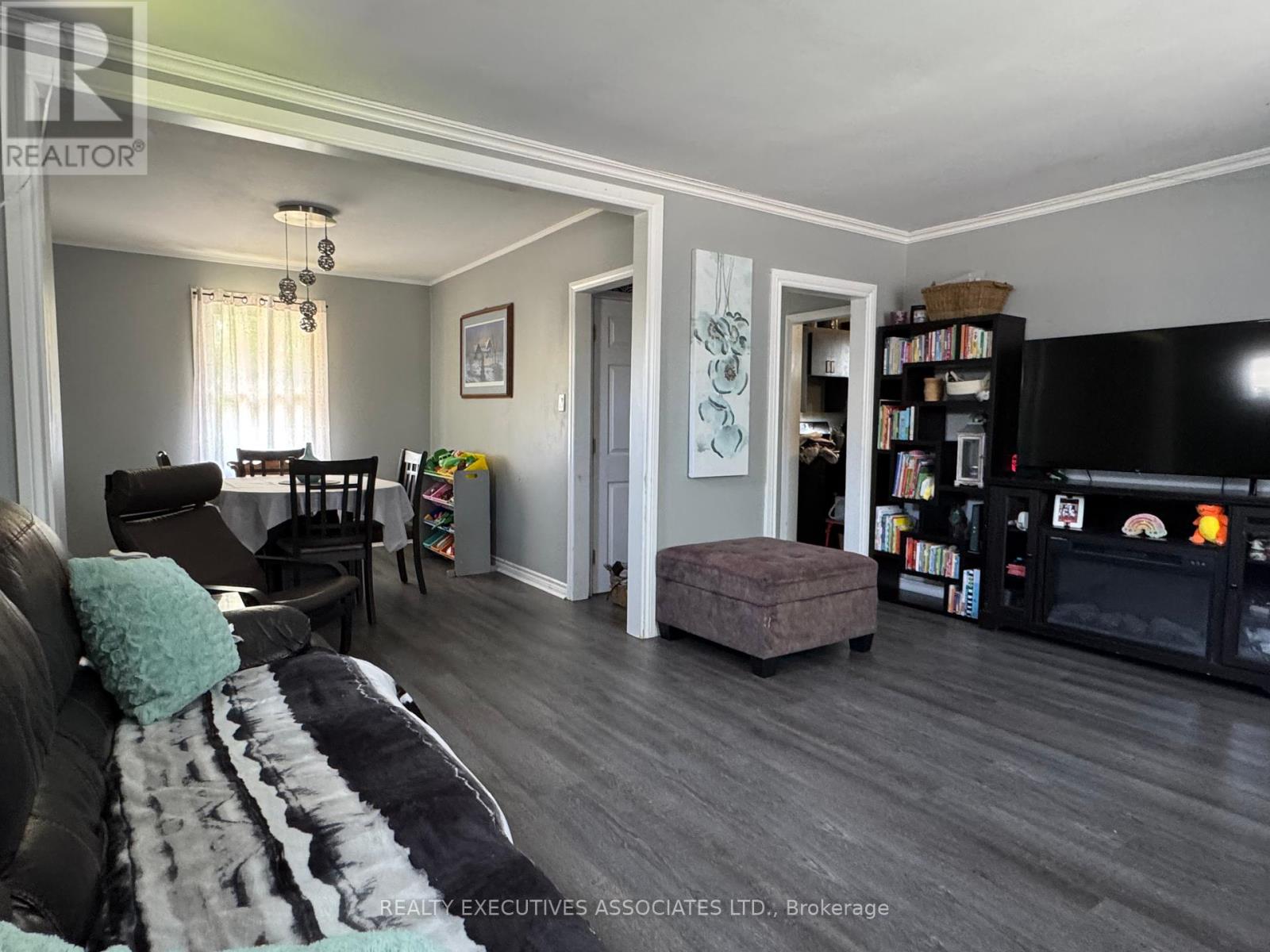 27 Church Street W, Cramahe (Colborne), Ontario  K0K 1S0 - Photo 15 - X12186685