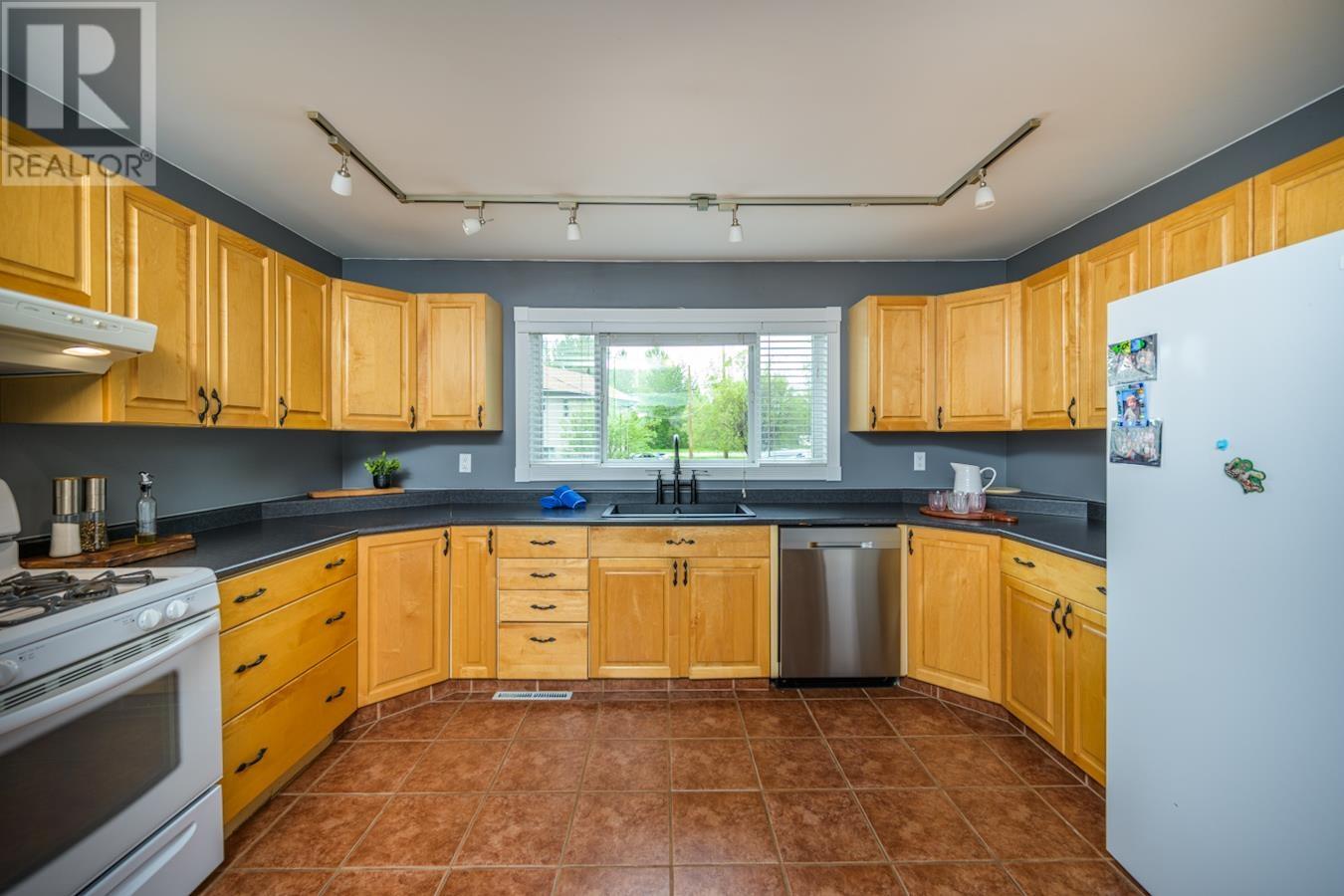 Property at 4694 CHIEF LAKE ROAD image 4