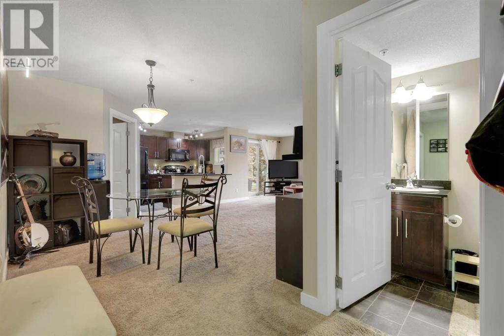 Property at 2106, 403 Mackenzie Way SW image 1