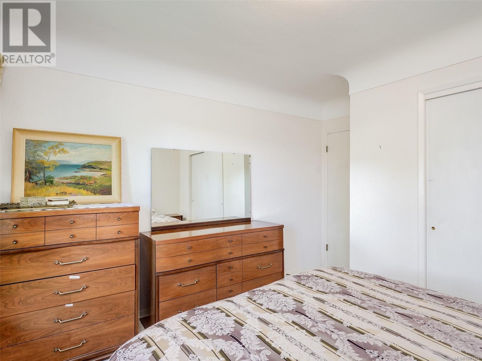 4320 Cedar Hill Rd, Saanich, British Columbia  V8N 3C5 - Photo 17 - 1001384