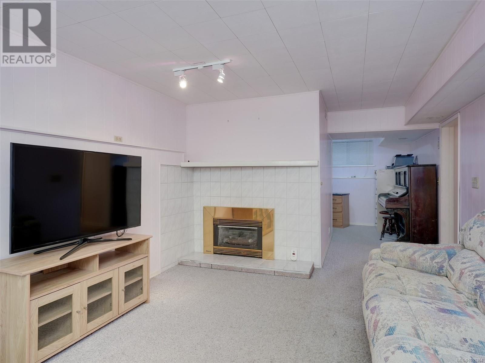 4320 Cedar Hill Rd, Saanich, British Columbia  V8N 3C5 - Photo 23 - 1001384