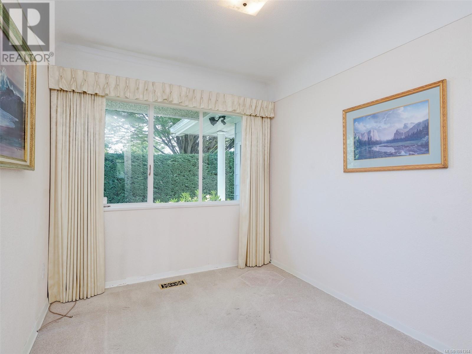 4320 Cedar Hill Rd, Saanich, British Columbia  V8N 3C5 - Photo 19 - 1001384