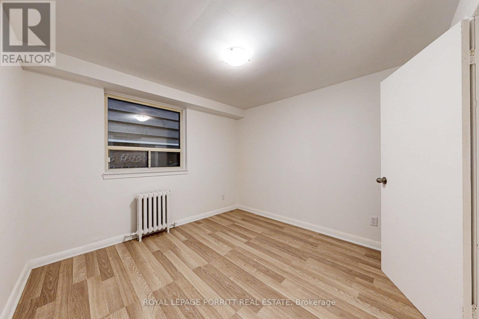 126a Sixteenth Street, Toronto, Ontario  M8V 3K1 - Photo 27 - W12160134