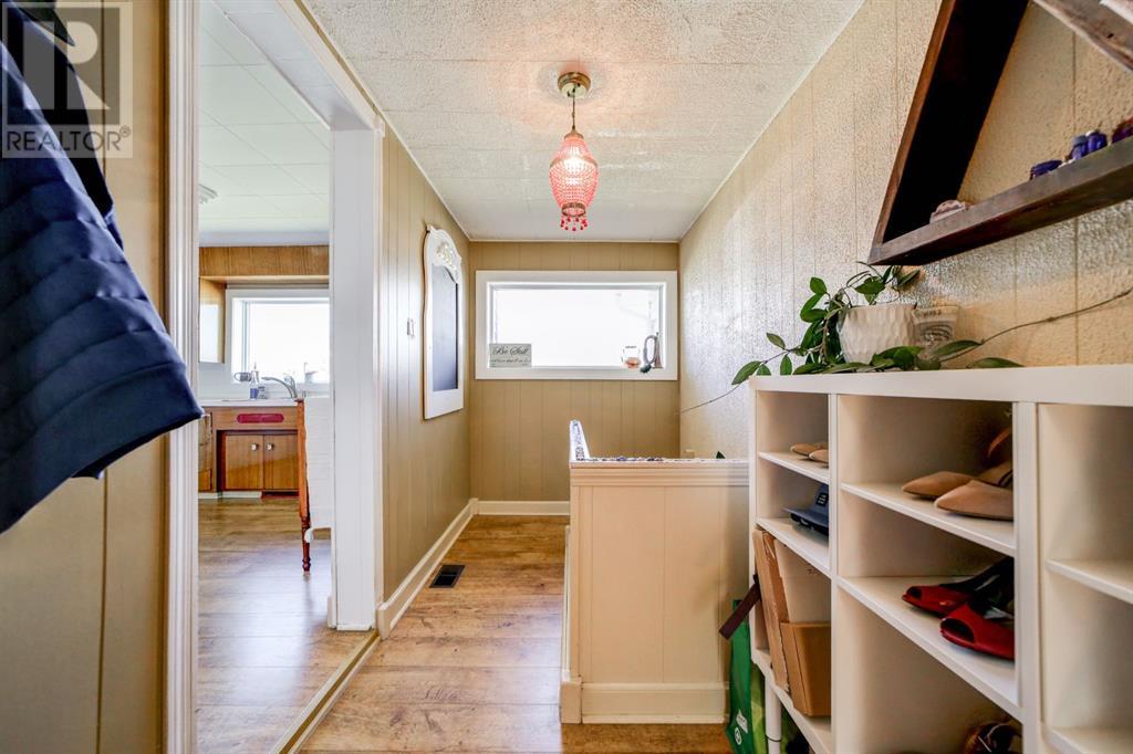 2702 216street, Bellevue, Alberta  T0K 0C0 - Photo 14 - A2226137