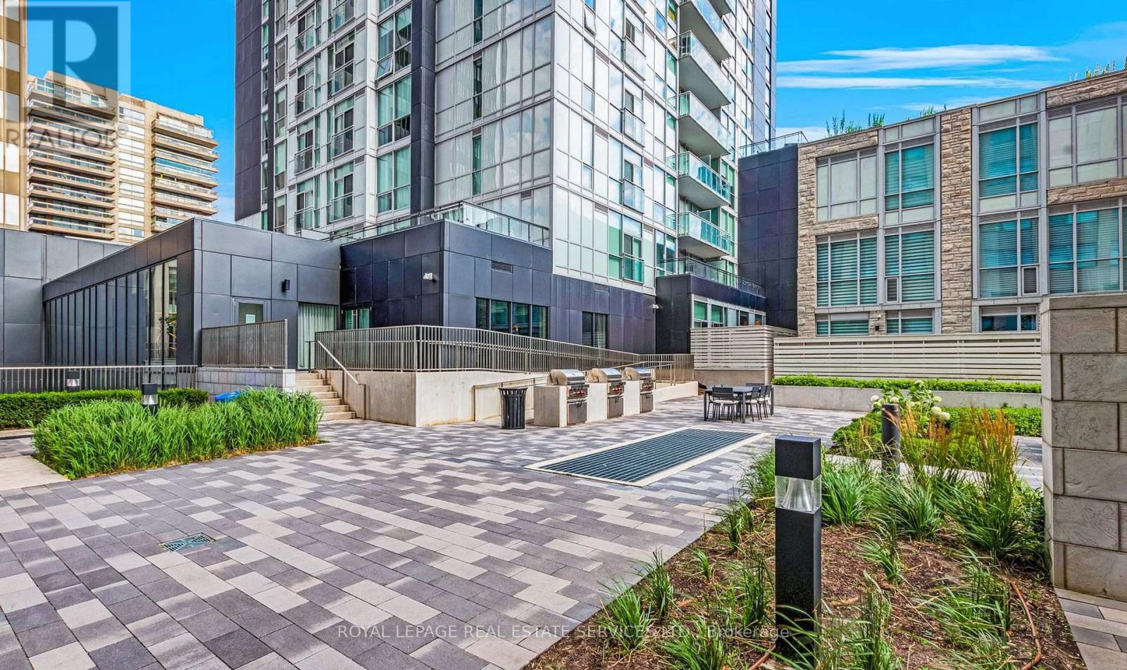 1203 - 111 St Clair Avenue W, Toronto, Ontario  M4V 1N5 - Photo 15 - C12136910