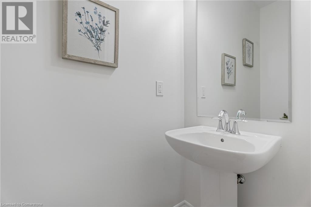 Property at 120 KAITTING Trail image 5