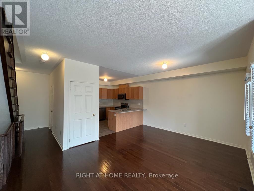 20 Mcgrath Avenue, Richmond Hill, Ontario  L4S 0K5 - Photo 6 - N12186692