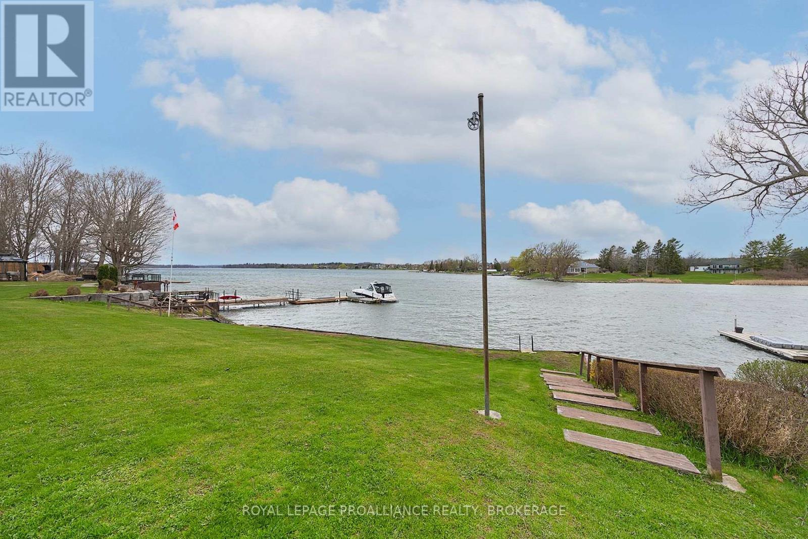 143 Clark Drive, Front Of Leeds & Seeleys Bay, Ontario  K7G 2V5 - Photo 44 - X12116018