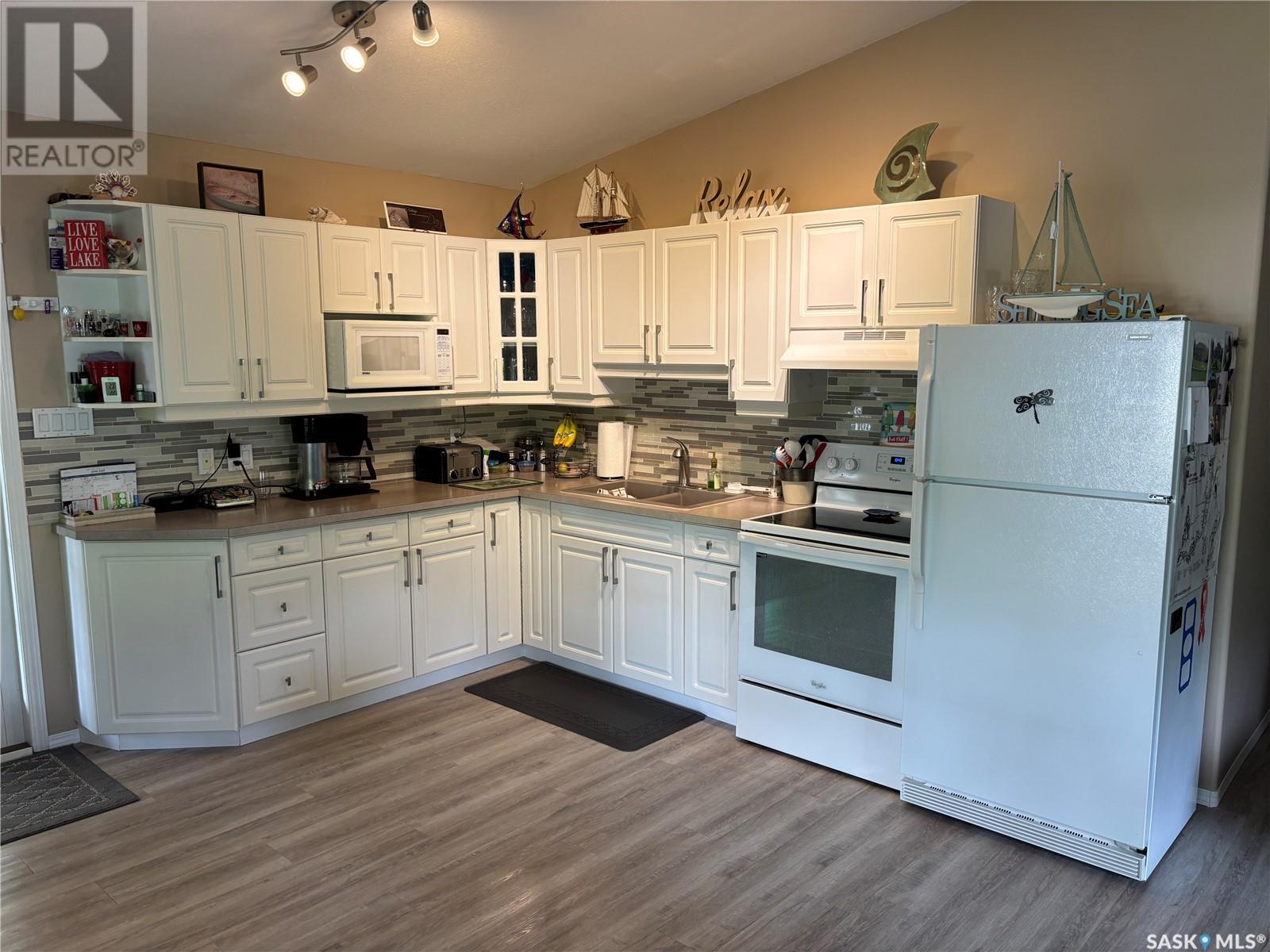 219 Sovereign Crescent, Coteau Beach, Saskatchewan  S0L 0G0 - Photo 12 - SK007804