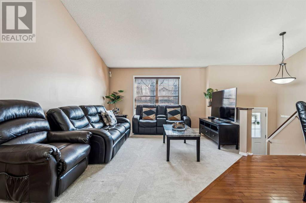 44 Covepark Place Ne, Calgary, Alberta  T3K 5Z8 - Photo 4 - A2225782