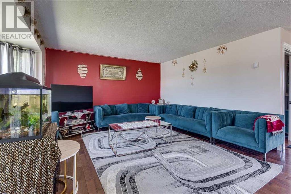 55 Horn Crescent, Red Deer, Alberta  T4N 5Y8 - Photo 6 - A2226058