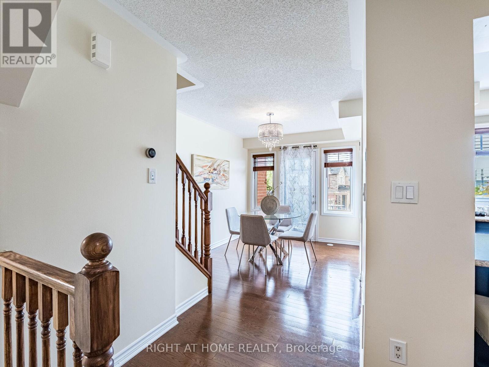 1759 Copeland Circle, Milton, Ontario  L9T 8X8 - Photo 11 - W12186677