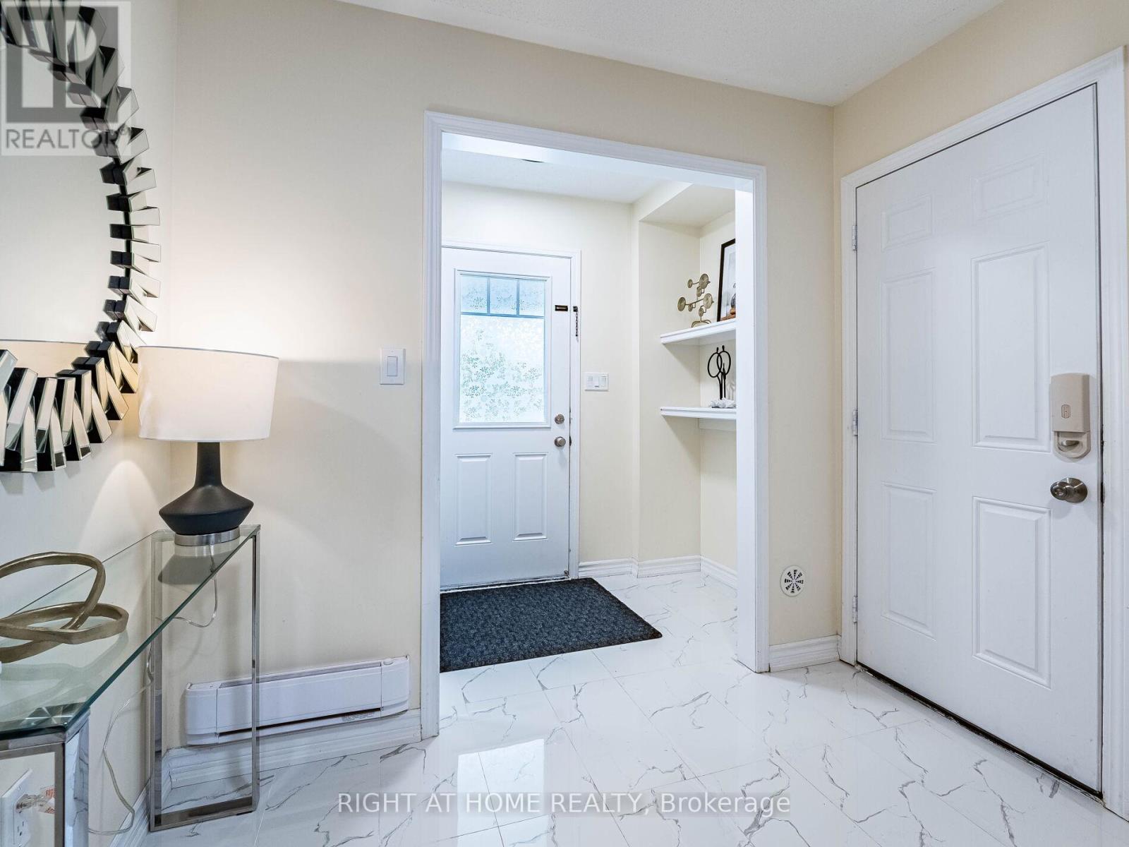 1759 Copeland Circle, Milton, Ontario  L9T 8X8 - Photo 4 - W12186677