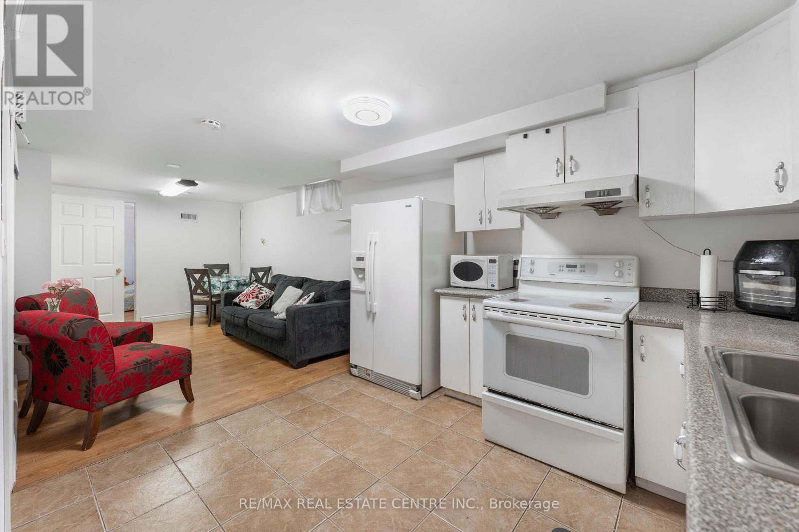 44 Abelard Avenue, Brampton, Ontario  L6Y 2K8 - Photo 30 - W12186679