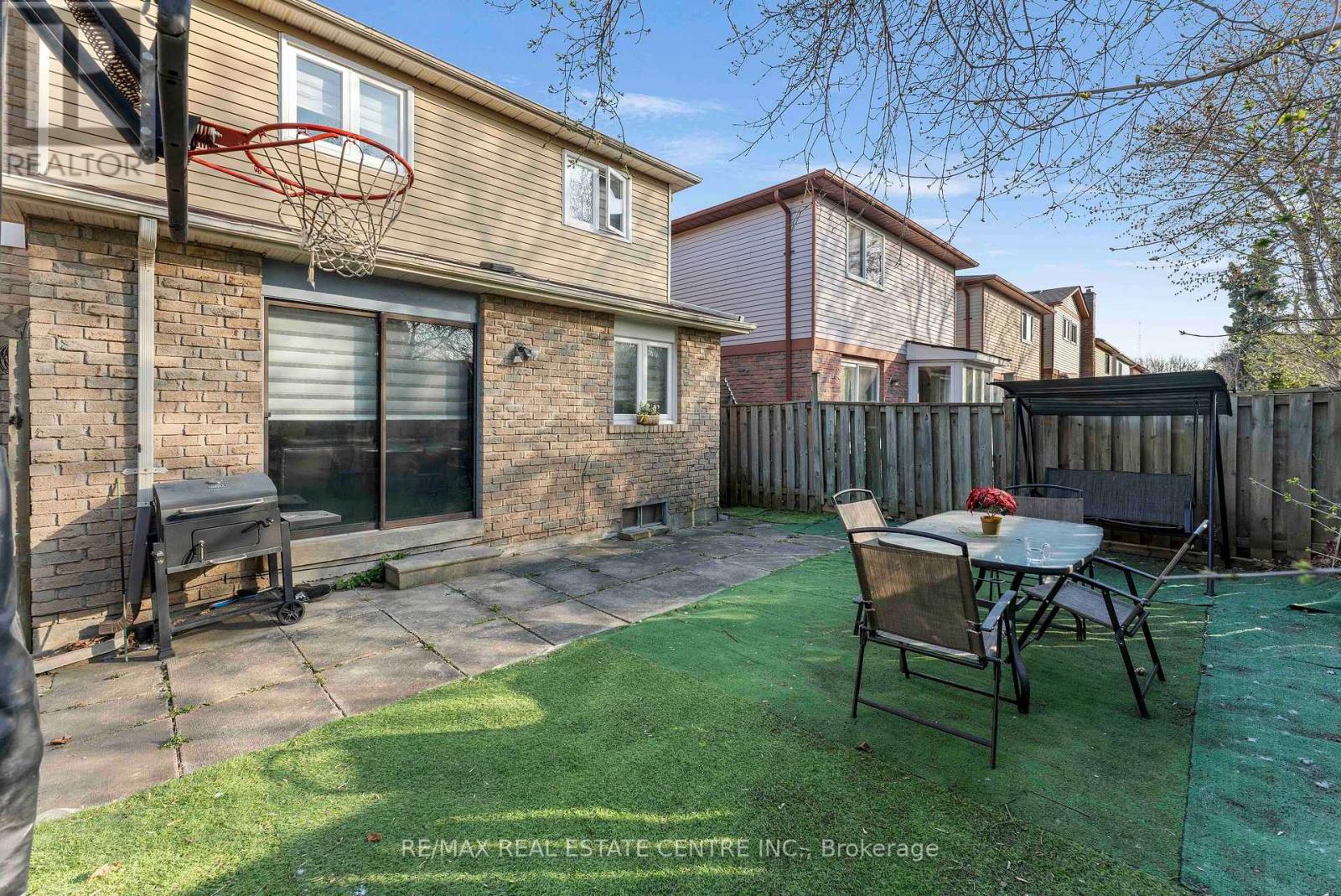 44 Abelard Avenue, Brampton, Ontario  L6Y 2K8 - Photo 34 - W12186679